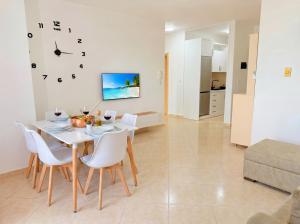 Sea View Apartment in Durres with Private Parking