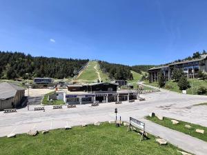 Appartement cosy 3 pièces pour 4 personnes avec balcon près des pistes - FR-1-592-30
