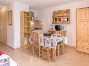 Studio fonctionnel, départ ski aux pieds, balcon - FR-1-344-1009