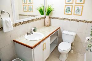 Golden View Unit 204