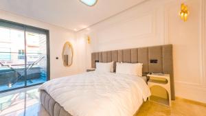 Luxury Studio, Carré Eden, new build 2025