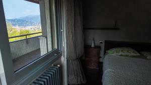 Spazioso Apt con Balcone vista Lago Como 7 Ospiti