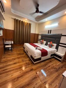 Hotel Red Diamond Residency