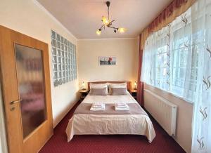 HoldLux Green Keyless 0-24 Apartman