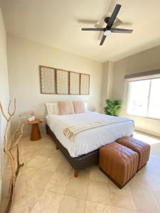 Beachfront Penthouse - Private Large Rooftop Patio with Wood Burning Firepit
