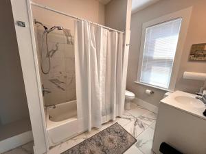 B3-2 Dream Home Haven-All Rooms with AC