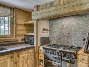 Duplex 3 chambres à Megève avec cheminée et parking - FR-1-453-216