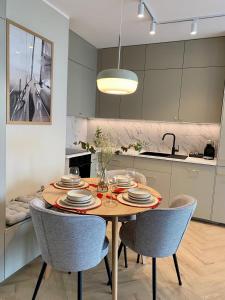 Baltic Harmony, 10 minutes from beach and Polsat Arena, free parking