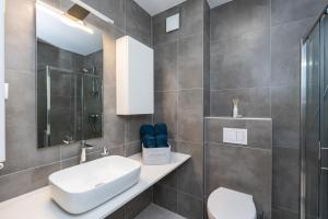 Apartment A310