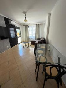 Simple stay Mali i robit