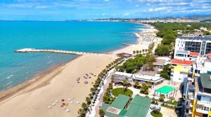 Cozy Apartment 70 meters from Durres Beach