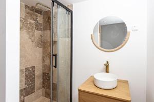 Central Beausoleil Apartment 15 Min Walk to Casino Square