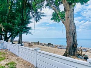Busaba Villa Sea Views