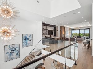 Lakeview Luxe Retreat