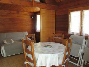 Chalet confortable pour 4 pers. - API-1-52-2722