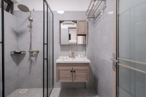 1 bedroom on high floors