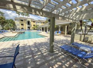Avalon Condo in Clearwater Minutes From Clearwater Beach