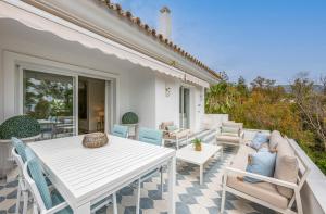 PENTHOUSE SEA VIEWS IN MARBELLA GOLDEN MILE, Puente Romano Area