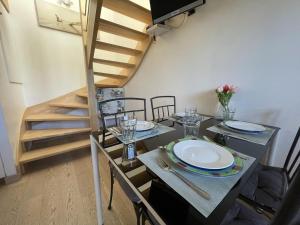 Rental for 2 with Private Outdoor Space