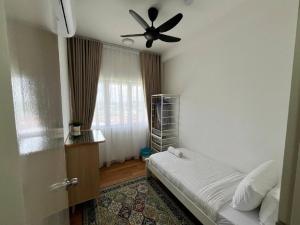 4BR Pool View Family Suite at Ostia, Bandar Baru Bangi - Full AC, Wi-Fi