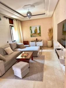 Appartement cosy avec terrasse & parking inclus