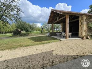 Maison de campagne, parking privatif - 8 pers. - FR-1-616-584