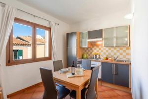 Cristal Blu Mono 3 With Shared Pool - Happy Rentals