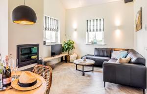 Stunning Home In Noordwijk With Wifi