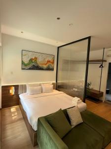 Miracle Boutique Hotel - Near Tan Dinh Church
