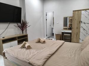 Modern Pool Villa 2BR, 2Cinema-TVs Beach Access