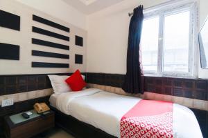 Hotel O by OYO V Square