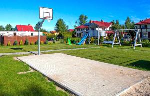 Cozy Home In Rowy With Wifi