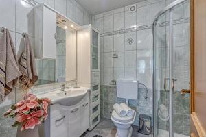 Sea Breeze Residence Mariella - Happy Rentals