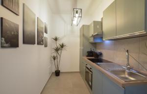 1 Bedroom Lovely Apartment In Rosolina