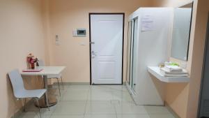 Jirasin Hotel & Apartment