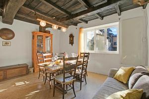 Historical Caslano Apartments - Happy Rentals