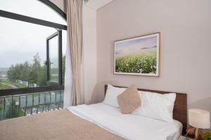 Raku Hotel & Coffee Grand World Phú Quốc