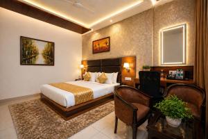 Hotel Grand Regency by JMD Group Near Delhi IGI Airport