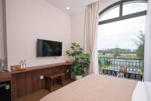 Raku Hotel & Coffee Grand World Phú Quốc