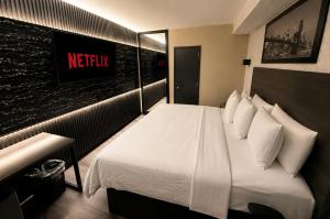 The Vine Hotel Bronx New