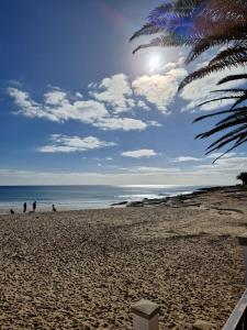 Villa Montanha, 4 Bedroom Villa, with swimming pool, loungers and alfresco dining, 10 min walk to the beautiful Praia da Luz Beach, Shops, Bars and Restaurants!