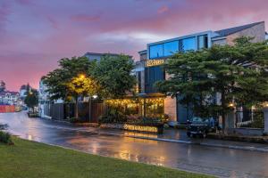 TTR Rin Villa & Hotel