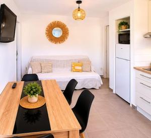 One-bedroom apartment, residence in Fabrégas, Beachfront