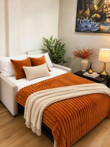 Fully Equipped Home, by train, 4 sleeps