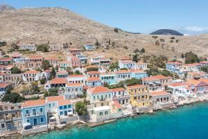 Roulas Apartments