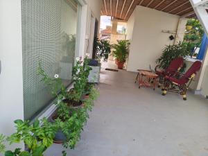 Aakruthi Homestay- with AC