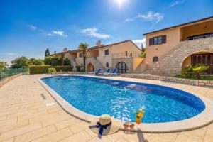 Pool House Kristina near Poreč - Happy Rentals