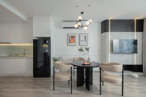 Center-Picturesque Oceanview-2brs-3mtoSea-Freeswim
