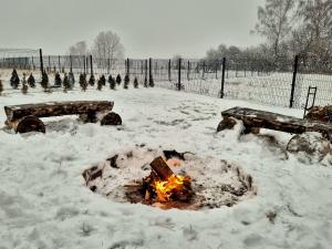 Przycup w Karkonoszach Apartamenty - Domki Karkonoskie Wojcieszyce - przytulne domki z ogrodem, balią oraz sauną
