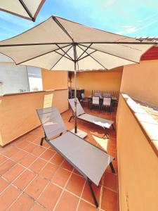 Beautiful Penthouse with Rooftop & Pool close to Burriana Beach